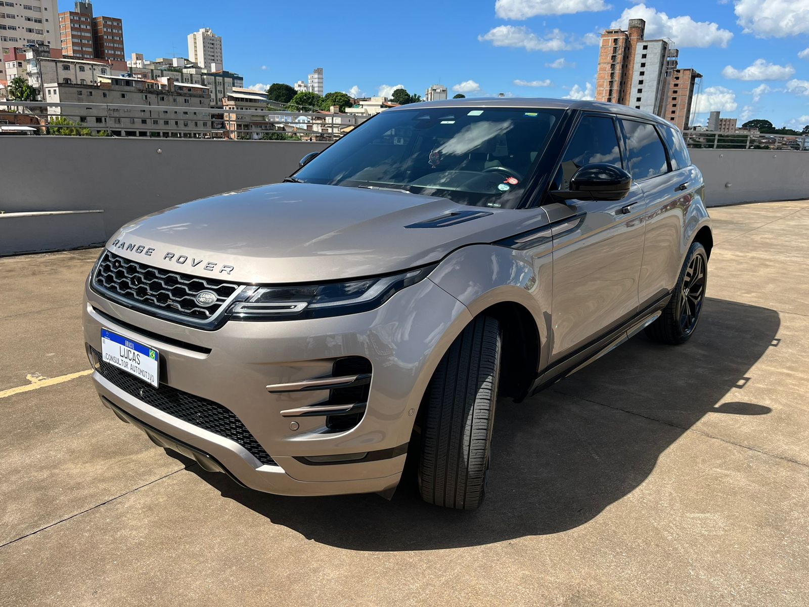 Land Rover Evoque EVO SE SI4 R-DYN. 2.0 Flex Aut. 2021 - Imagem 4
