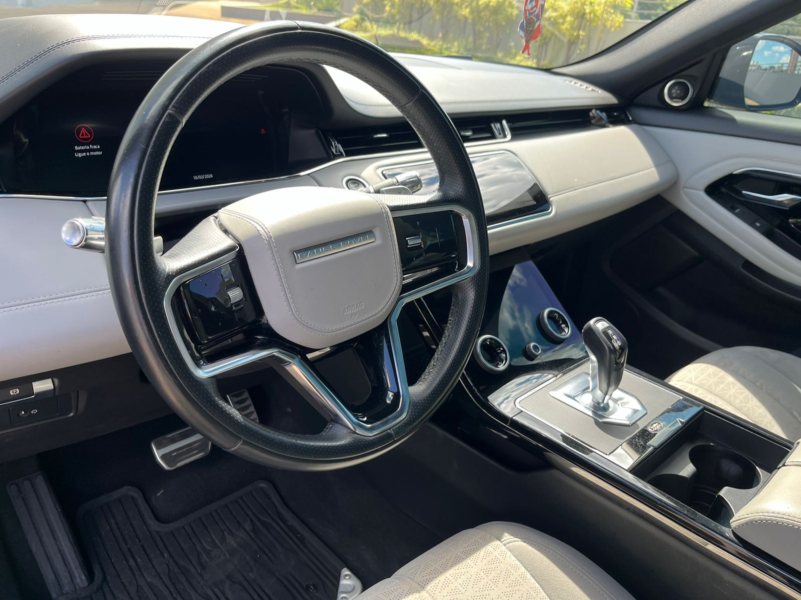 Land Rover Evoque EVO SE SI4 R-DYN. 2.0 Flex Aut. 2021 - Imagem 7
