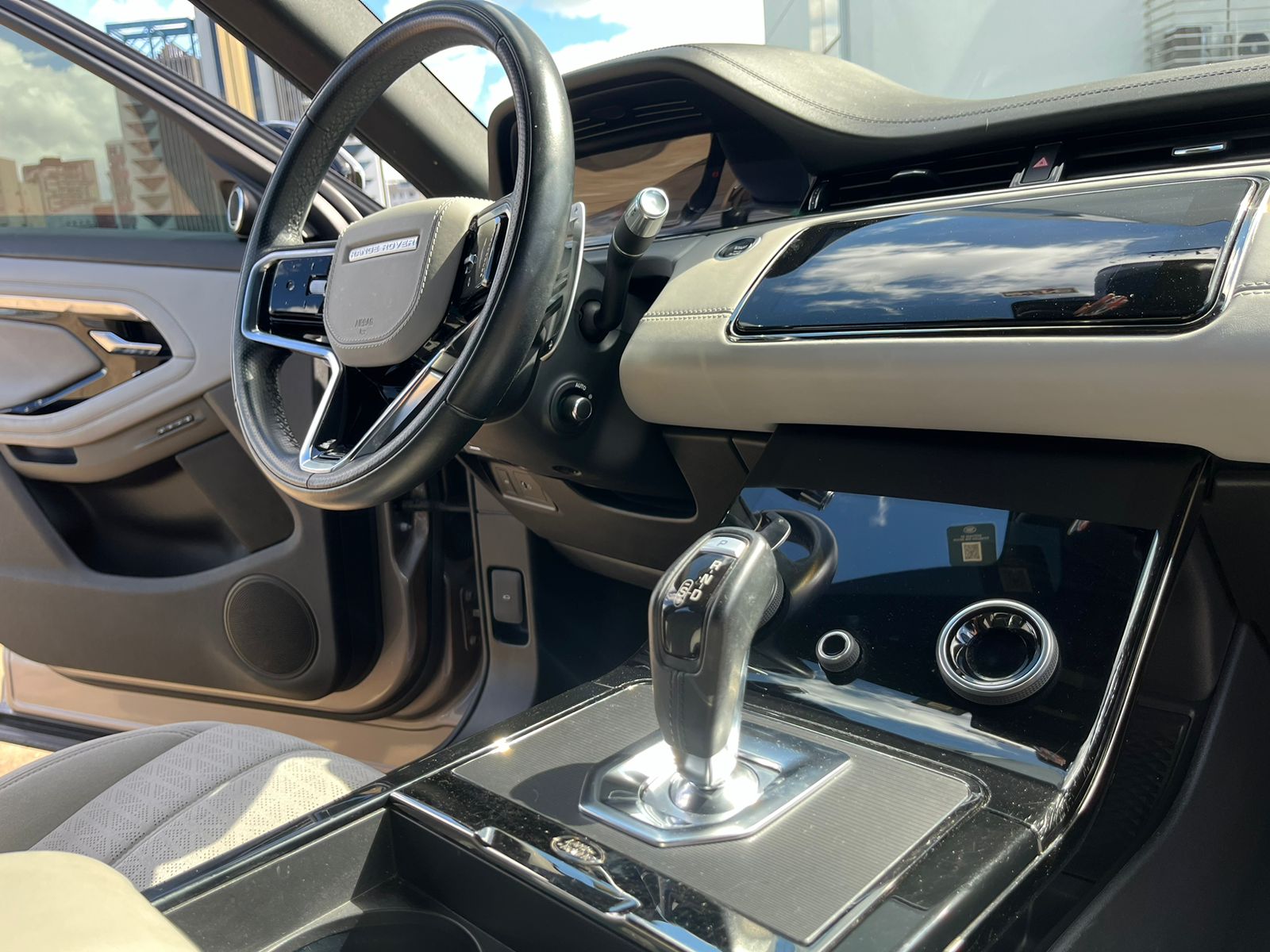 Land Rover Evoque EVO SE SI4 R-DYN. 2.0 Flex Aut. 2021 - Imagem 9