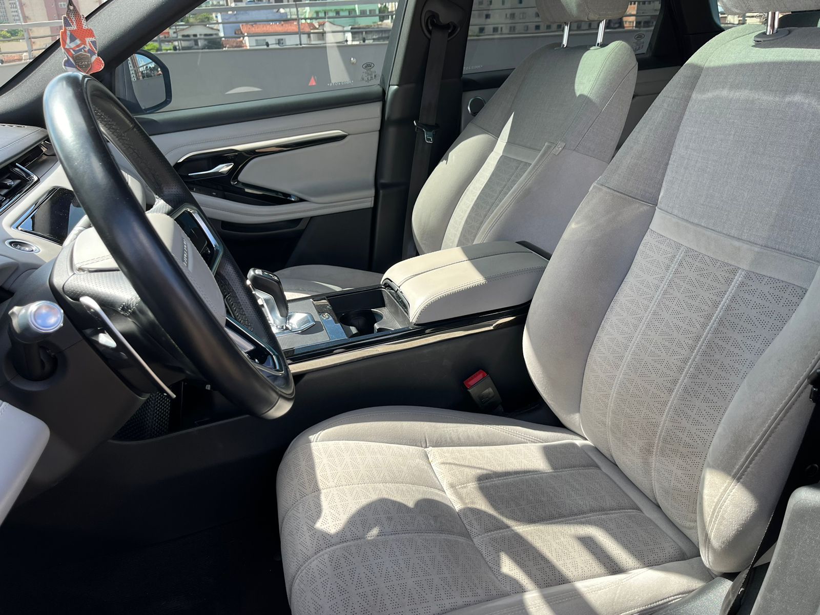 Land Rover Evoque EVO SE SI4 R-DYN. 2.0 Flex Aut. 2021 - Imagem 10
