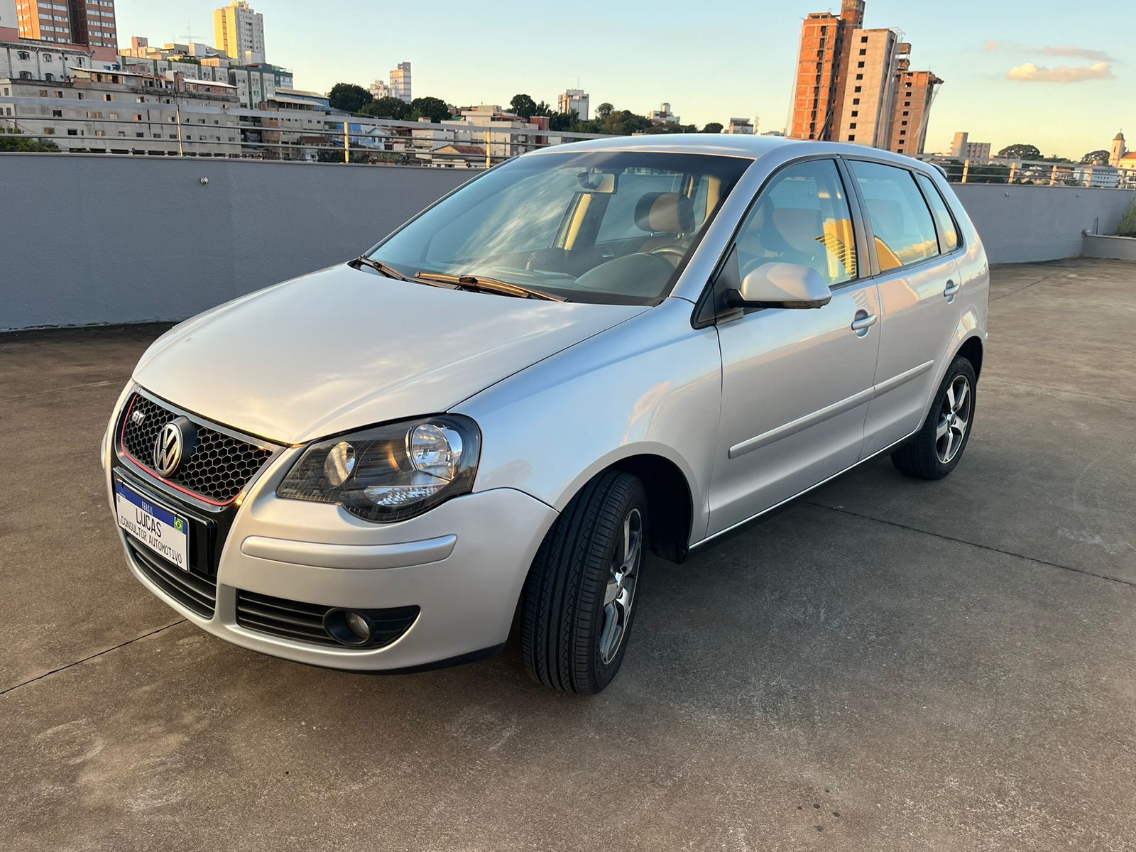 Volkswagen Polo GT 2.0 MI Total Flex 8V 5P 2010 - Imagem 2