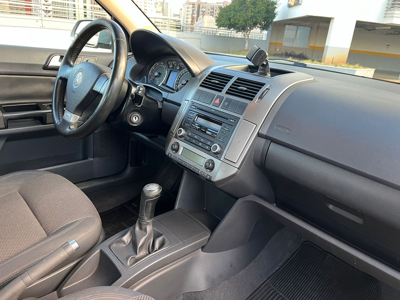 Volkswagen Polo GT 2.0 MI Total Flex 8V 5P 2010 - Imagem 6
